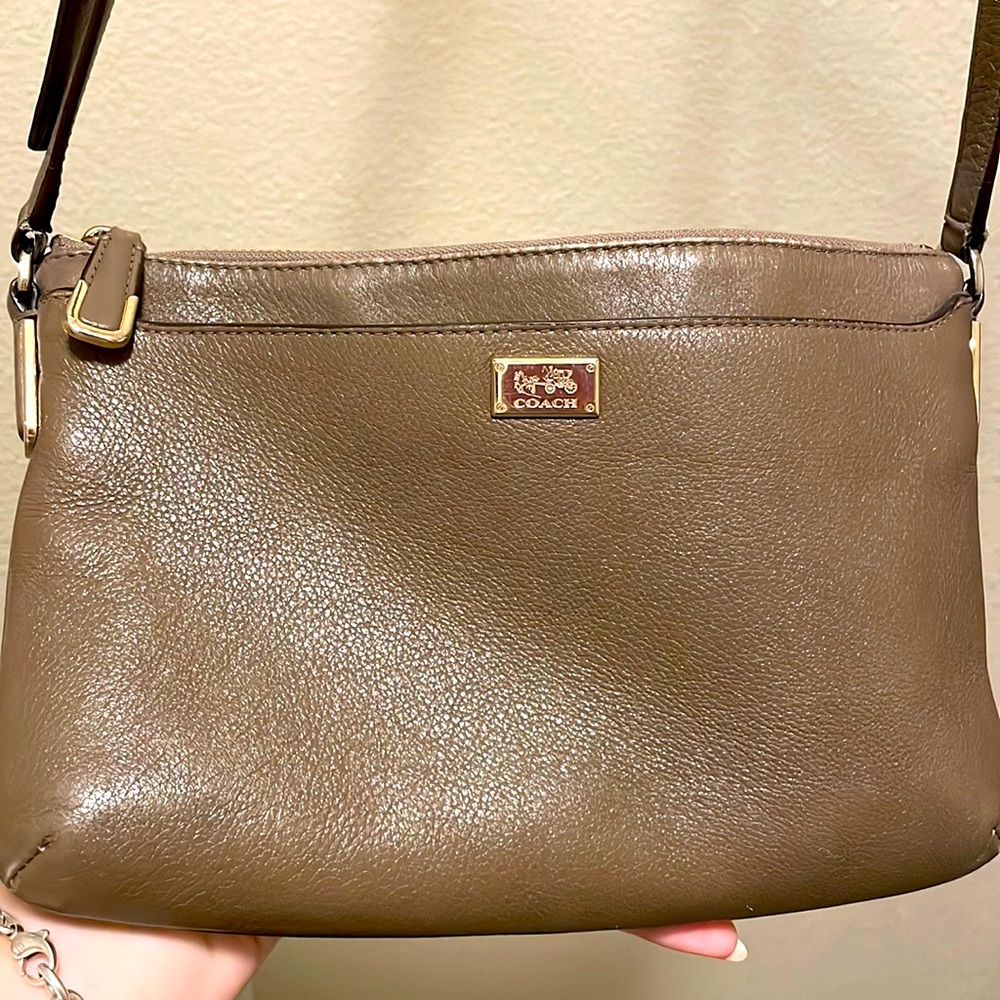Vintage coach authentic Crossbody bag